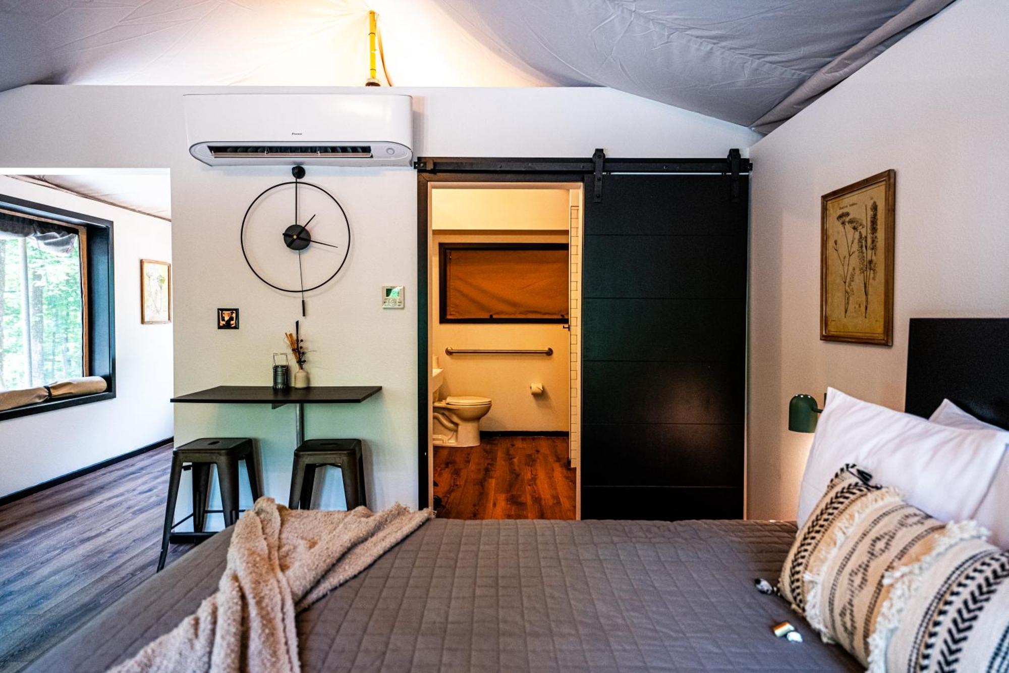 Hotel Starlight Haven Hot Springs Zewnętrze zdjęcie